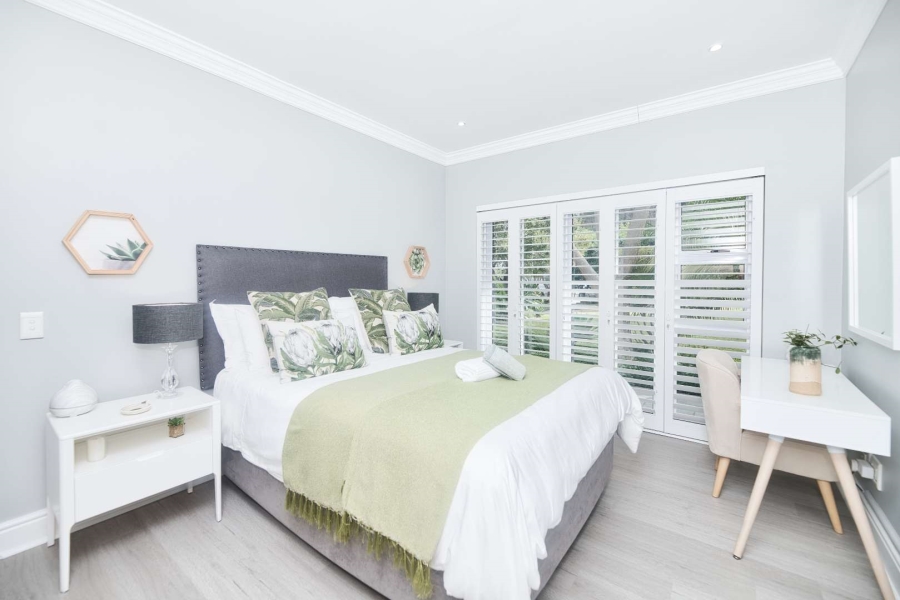 4 Bedroom Property for Sale in Hemel en Aarde Estate Western Cape